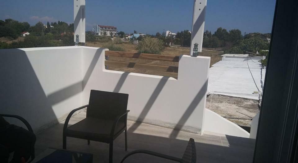 Nianthy Apartments Фалираки Екстериор снимка